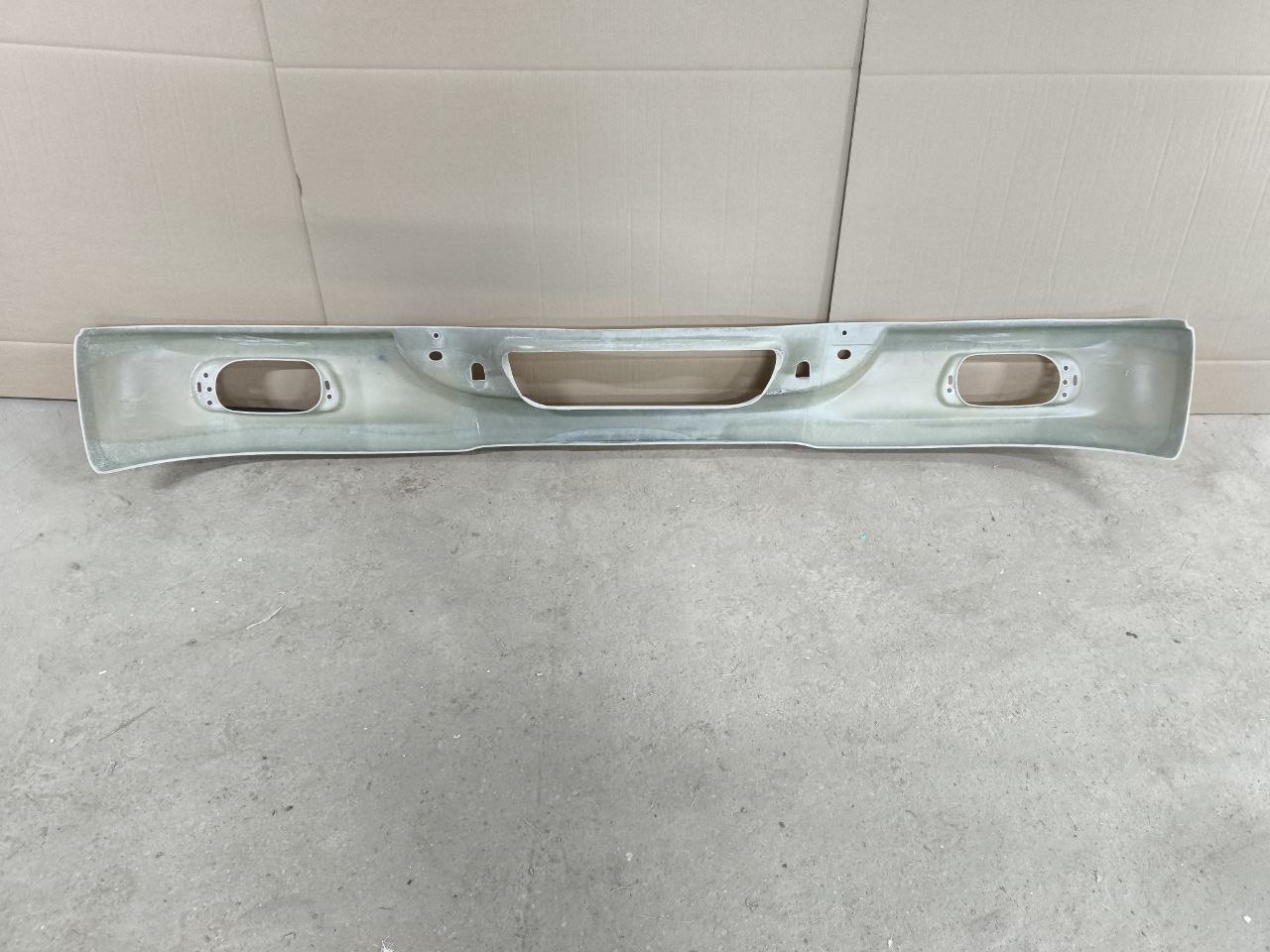 бампер даф 105 -2